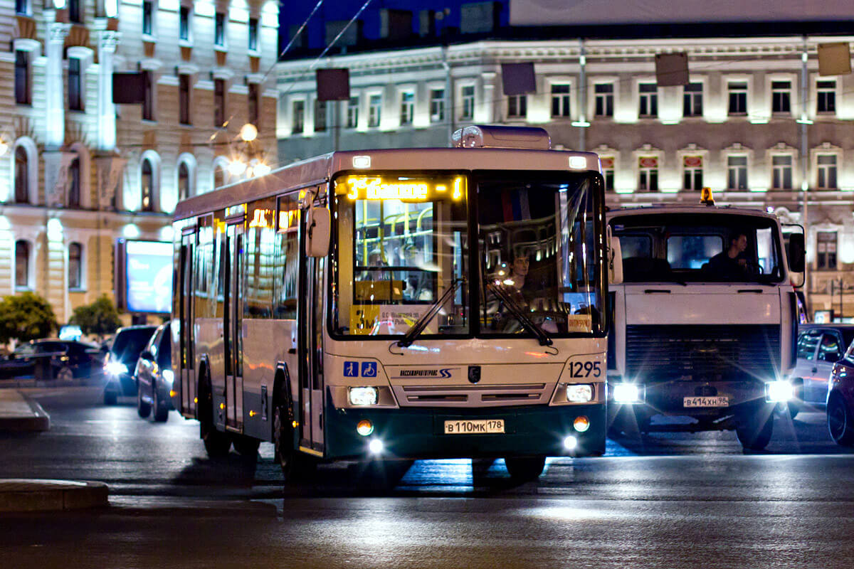 Автобус в СПб